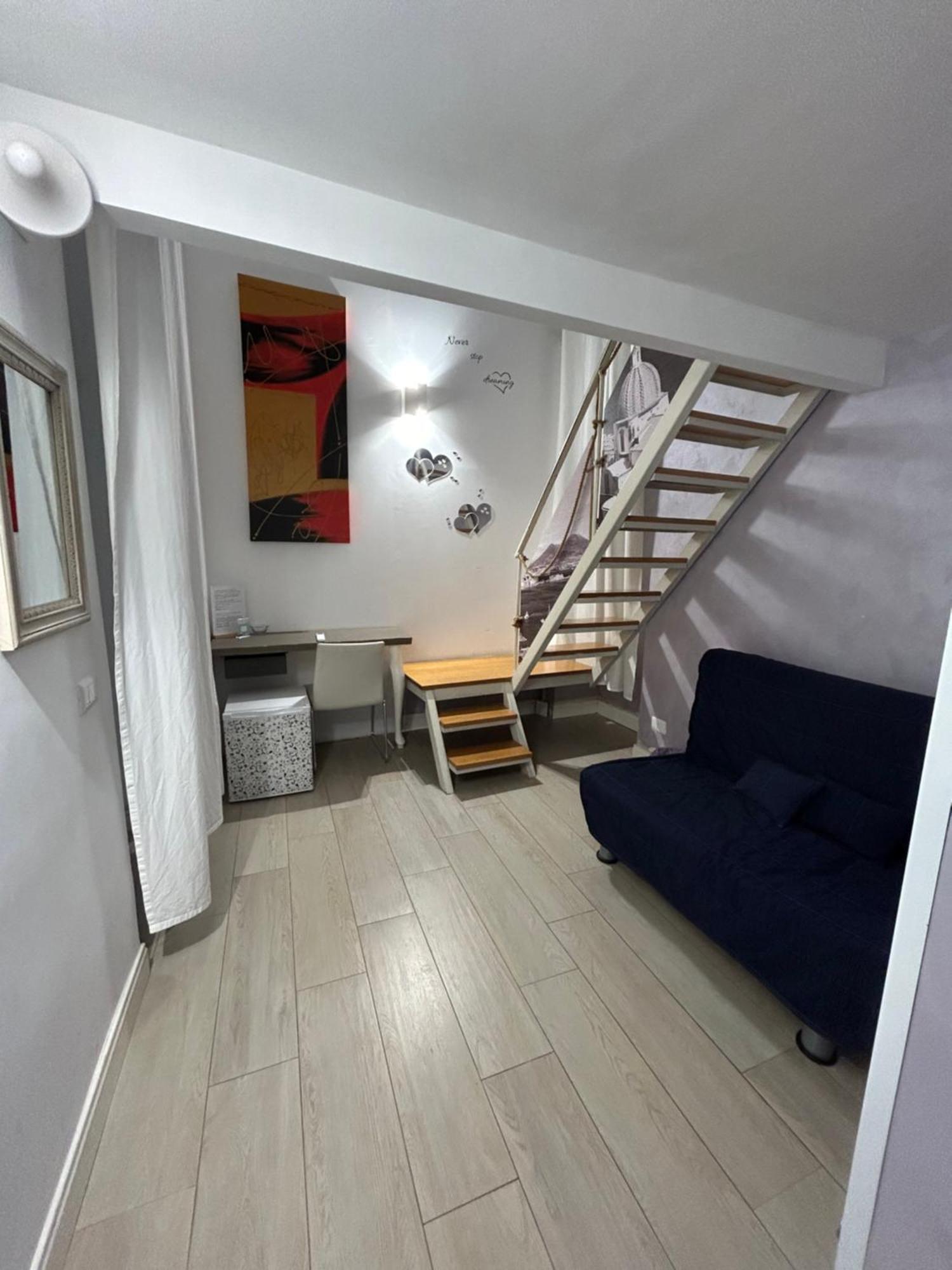 Bed and Breakfast Chiaia Roof Neapel Exterior foto