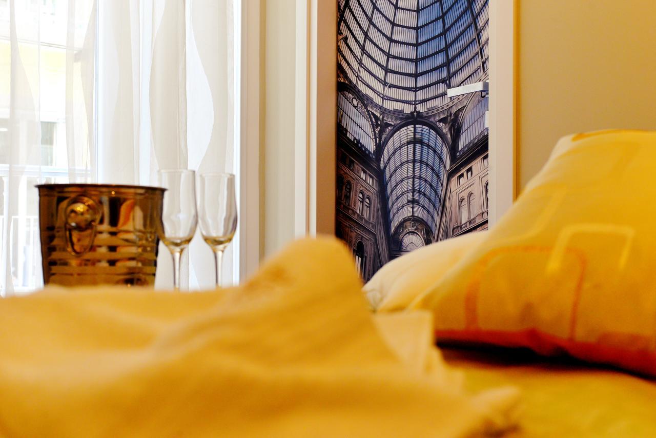 Bed and Breakfast Chiaia Roof Neapel Exterior foto